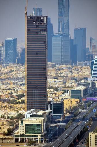 السعودية : بالفيديو.. بيع برج سكني شمال الرياض بـ 492 مليون ريال