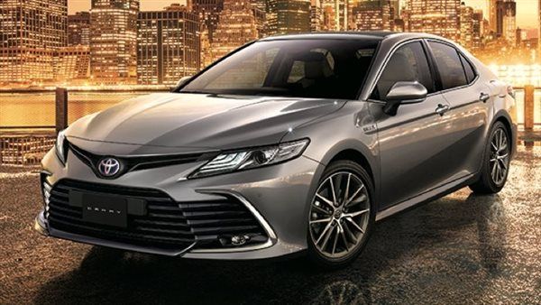 بالصور.. مواصفات وأسعار تويوتا كامري 2023 في السعودية