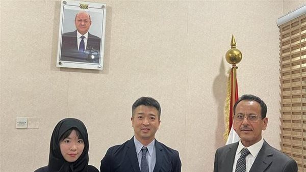 مستشار وزير الخارجية يلتقي في عدن ممثلي السفارة اليابانية