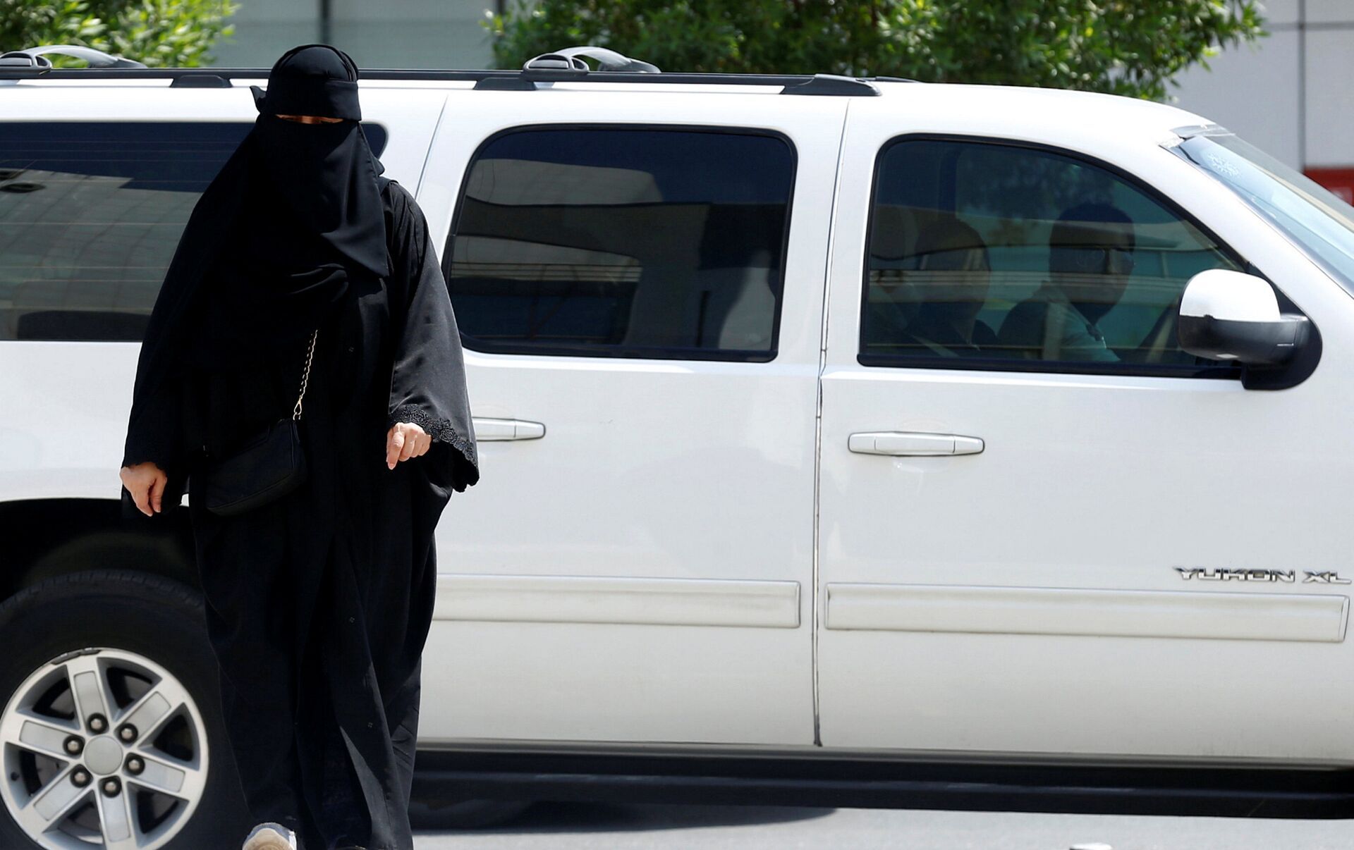 سيدة أعمال سعودية تطلب عريساً وتتكفَّل بالمهر مقابل هذه الشروط!