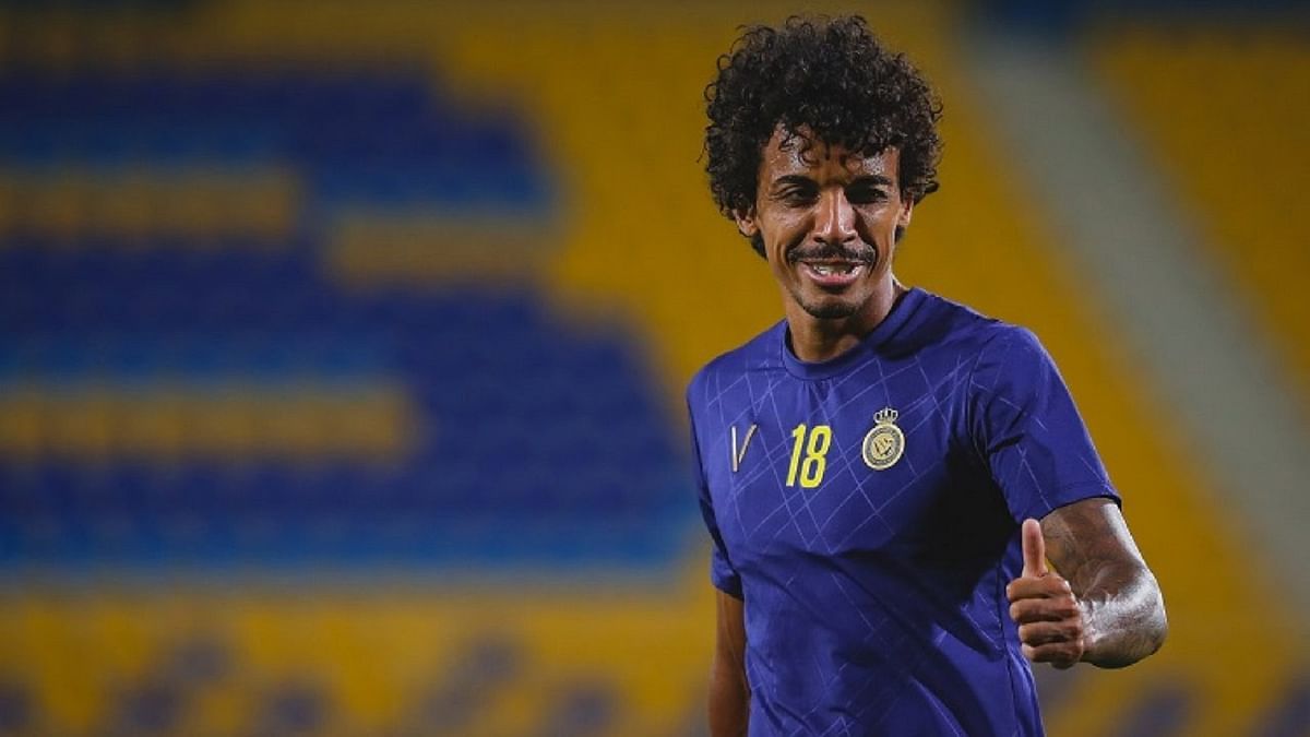 رسميا.. النصر يعلن رحيل لويس غوستافو