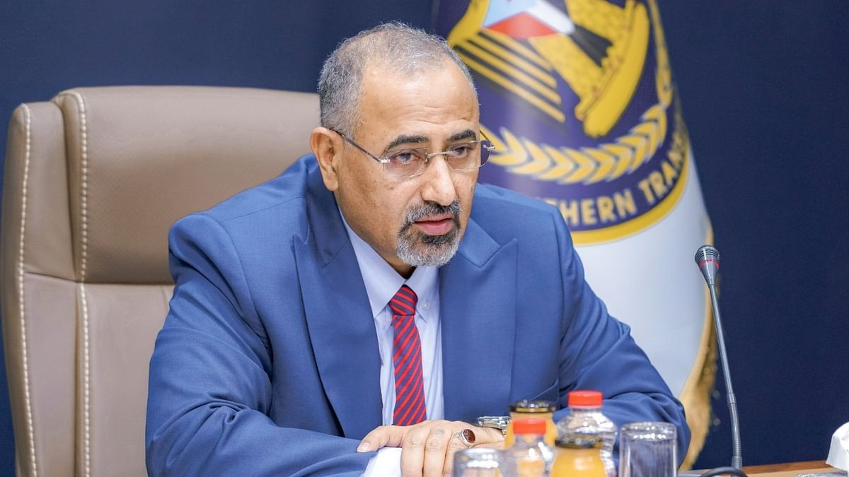 الزبيدي: القوات المسلحة لن تتهاون في الدفاع عن أبناء جنوب اليمن