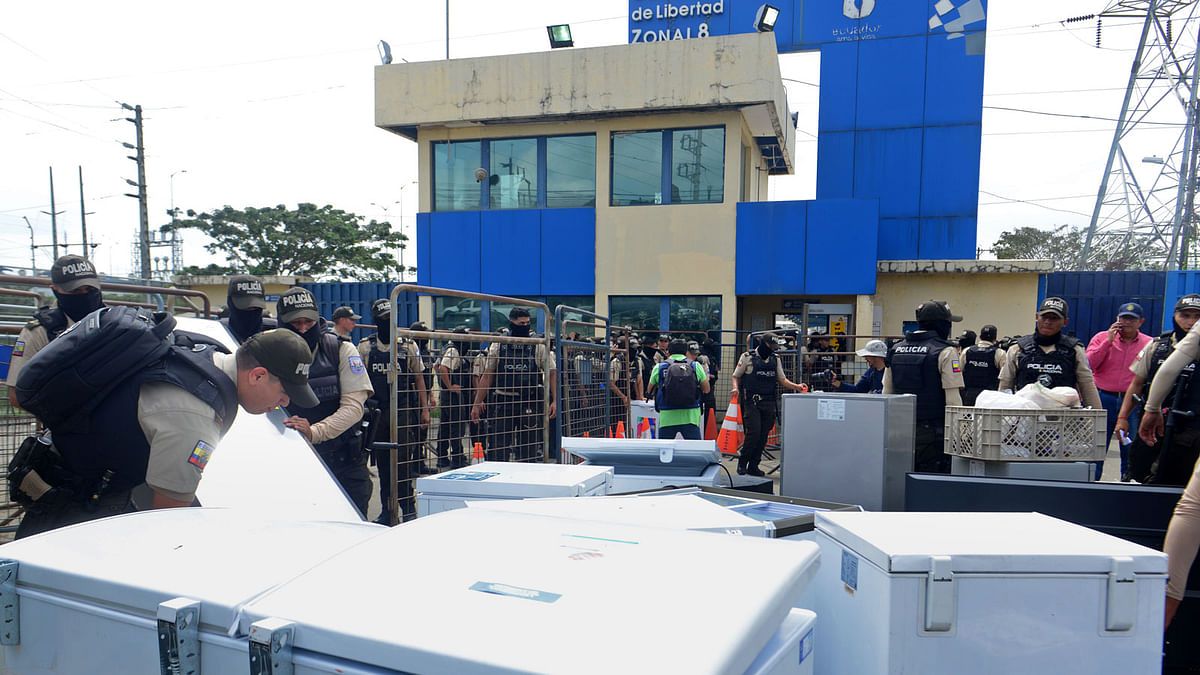 الإكوادور تنقل زعيم عصابة هدد فيافيسينسيو إلى سجن شديد الحراسة (فيديو)