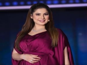 رؤى الصبان بطلة مسلسل ‘‘باب الحارة’’ تفاجئ الجمهور بما فعلته في أحد مطاعم السعودية (فيديو)