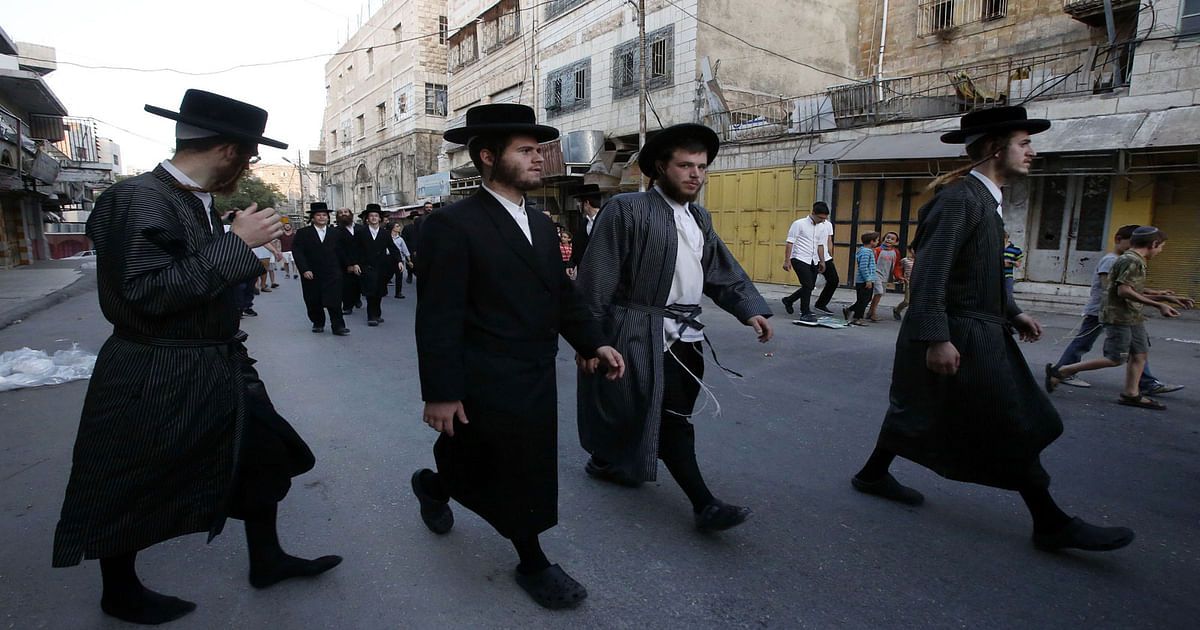هل تشعل"لافتة" شرارة أزمة بين المتدينين الحريديم والحكومة الإسرائيلية؟