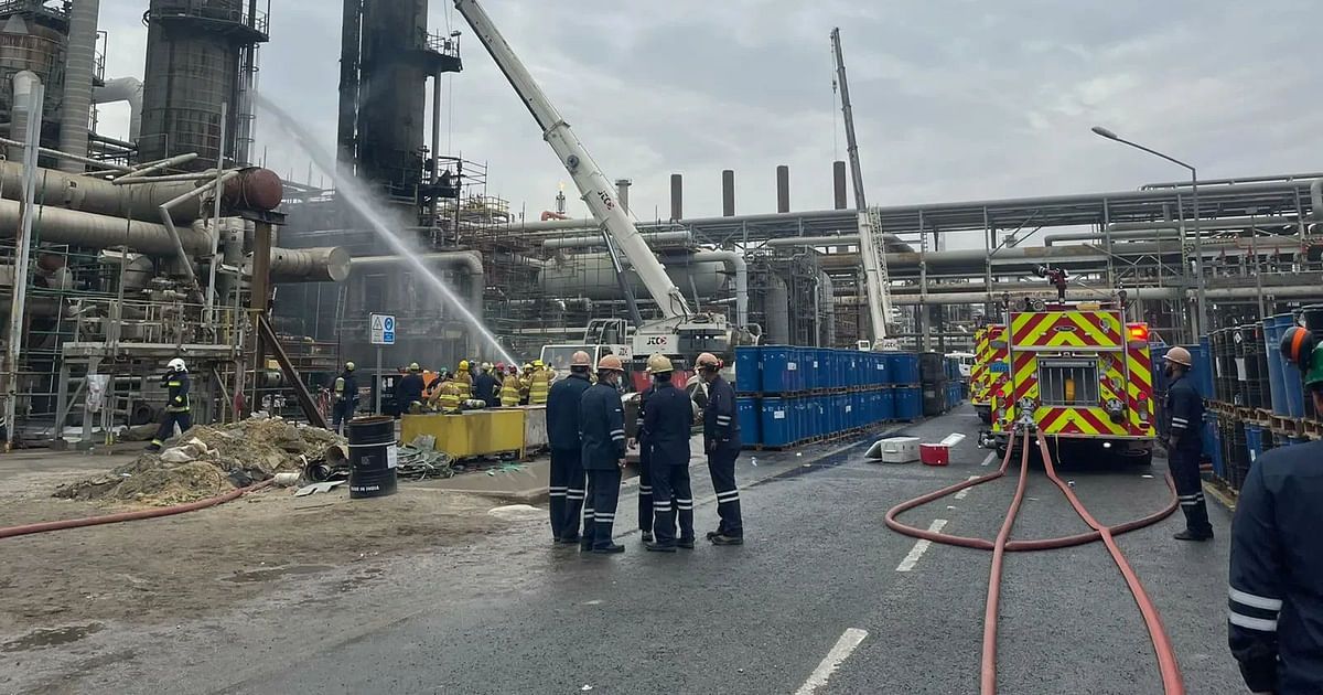 الكويت.. حريق يطال مصفاة ميناء الأحمدي (فيديو)