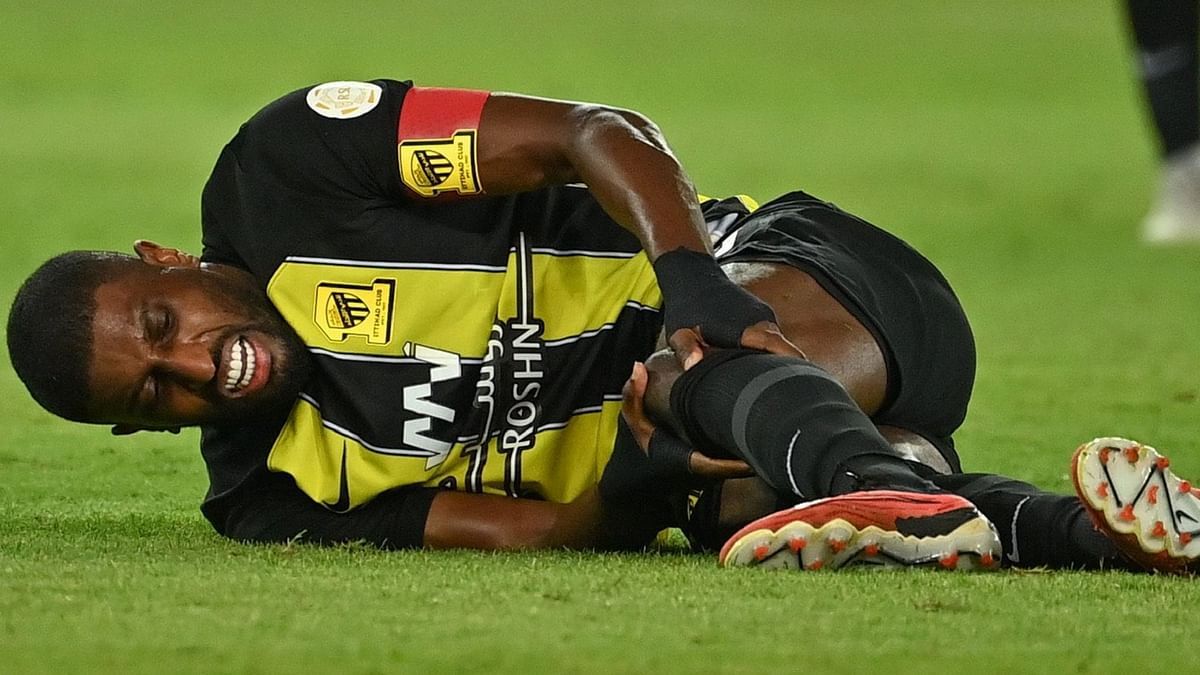 نادي الاتحاد يعلن إصابة أحمد شراحيلي بقطع في الرباط الصليبي