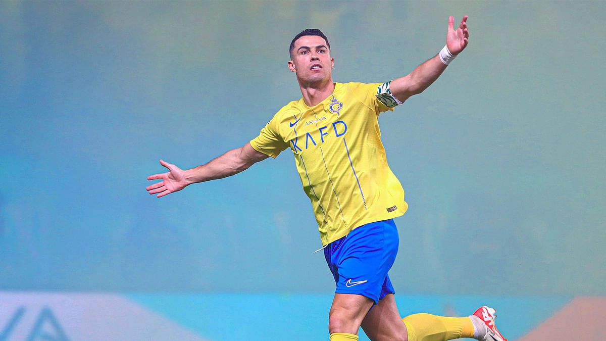 كم يحتاج كريستيانو رونالدو للوصول إلى 1000 هدف خلال مسيرته؟