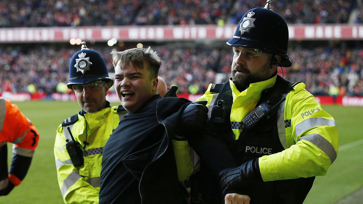 إحصائية: 2264 عملية اعتقال ذات صلة بكرة القدم في إنجلترا وويلز