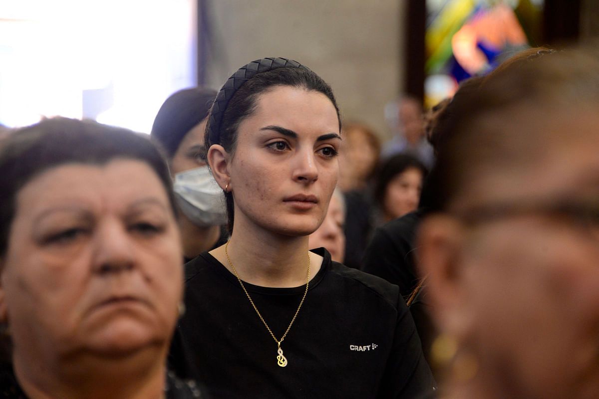 قداس على أرواح ضحايا حريق الحمدانية (صور)