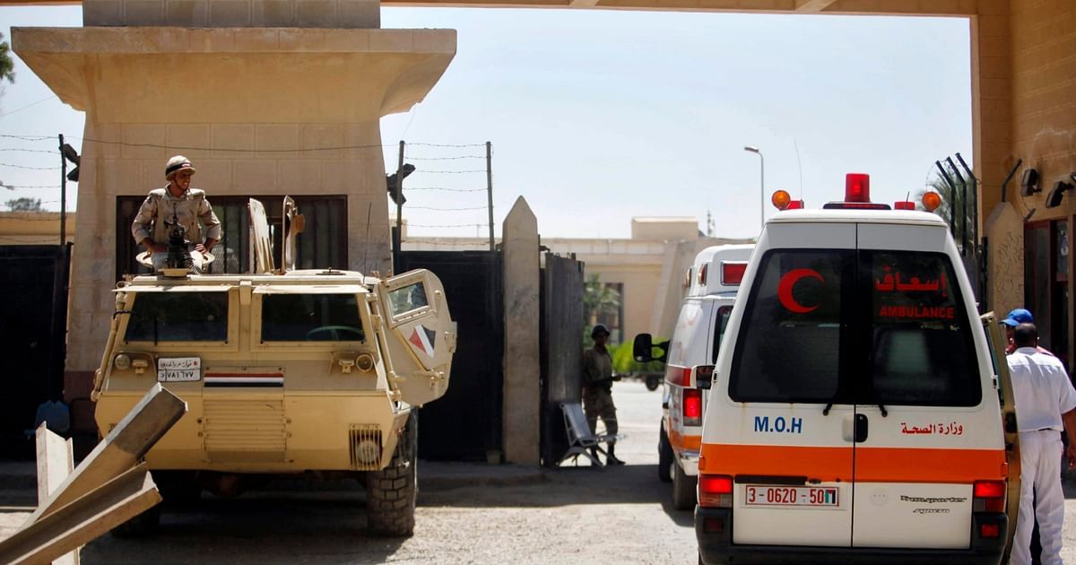 مصدر لـ"الخليج 365": فتح معبر رفح أمام المصابين من غزة