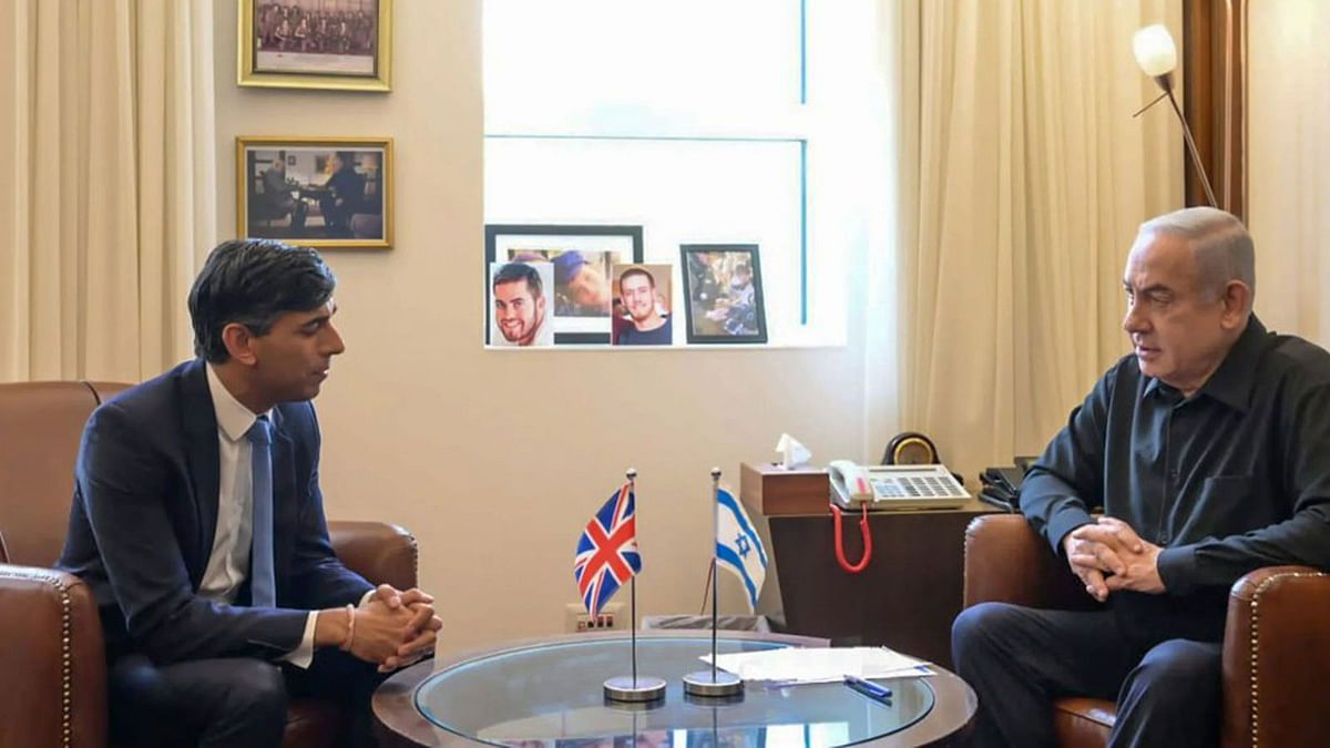 على خطى بايدن.. سوناك في إسرائيل ويقدم لها الدعم