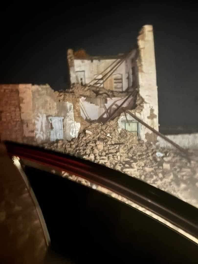 اليمن.. إعصار "تيج" يضرب المهرة ويتسبب بأضرار كبيرة