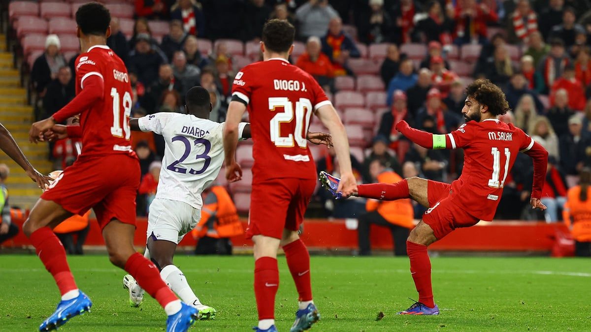 محمد صلاح يواصل كتابة التاريخ مع ليفربول بهدفه في مرمى تولوز (فيديو)