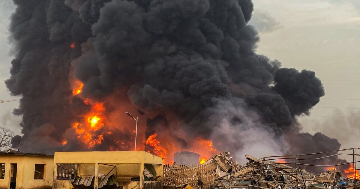 انفجار مستودع للوقود في غينيا يخلّف 23 قتيلاً