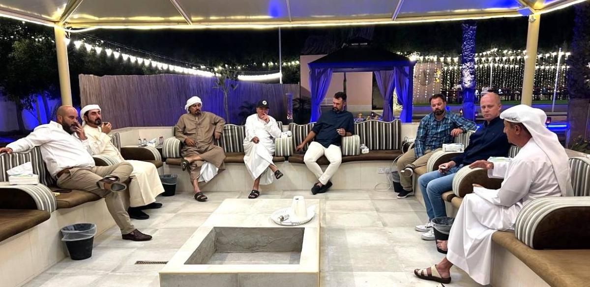 الهاشمي يحتفل بأسرة الجولف في إفطار رمضاني