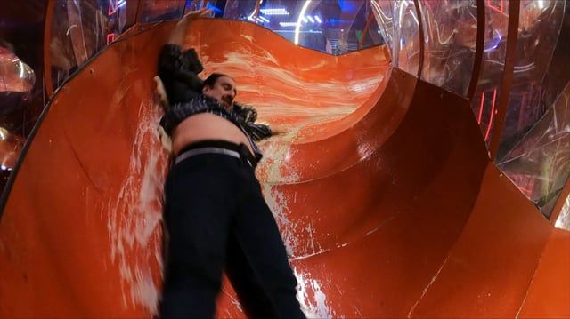 حسن عسيري ينفعل على رامز جلال.. ويصف فعلته بـ"قلة الأدب" (صور)