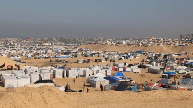 رغم التحذيرات الدولية.. إعلام إسرائيلي يدعي بدء الاستعداد لاجتياح رفح