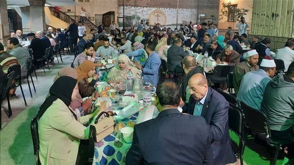 إفطار رمضاني داخل كنيسة مصرية يثير تفاعلا (صور)