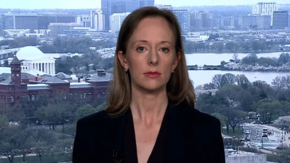 "يساعد إسرائيل على الفظائع".. مسؤولة أمريكية تنتقد بايدن وتستقيل