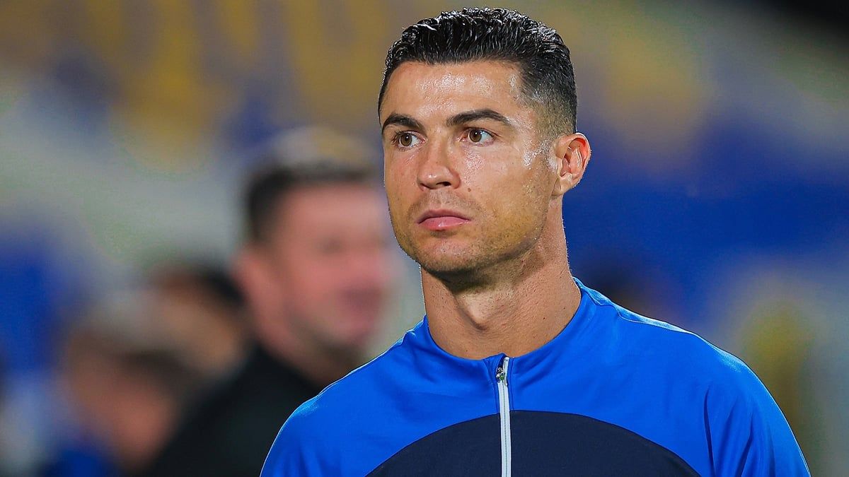 آثار الحجامة تظهر على ساق رونالدو (صورة)