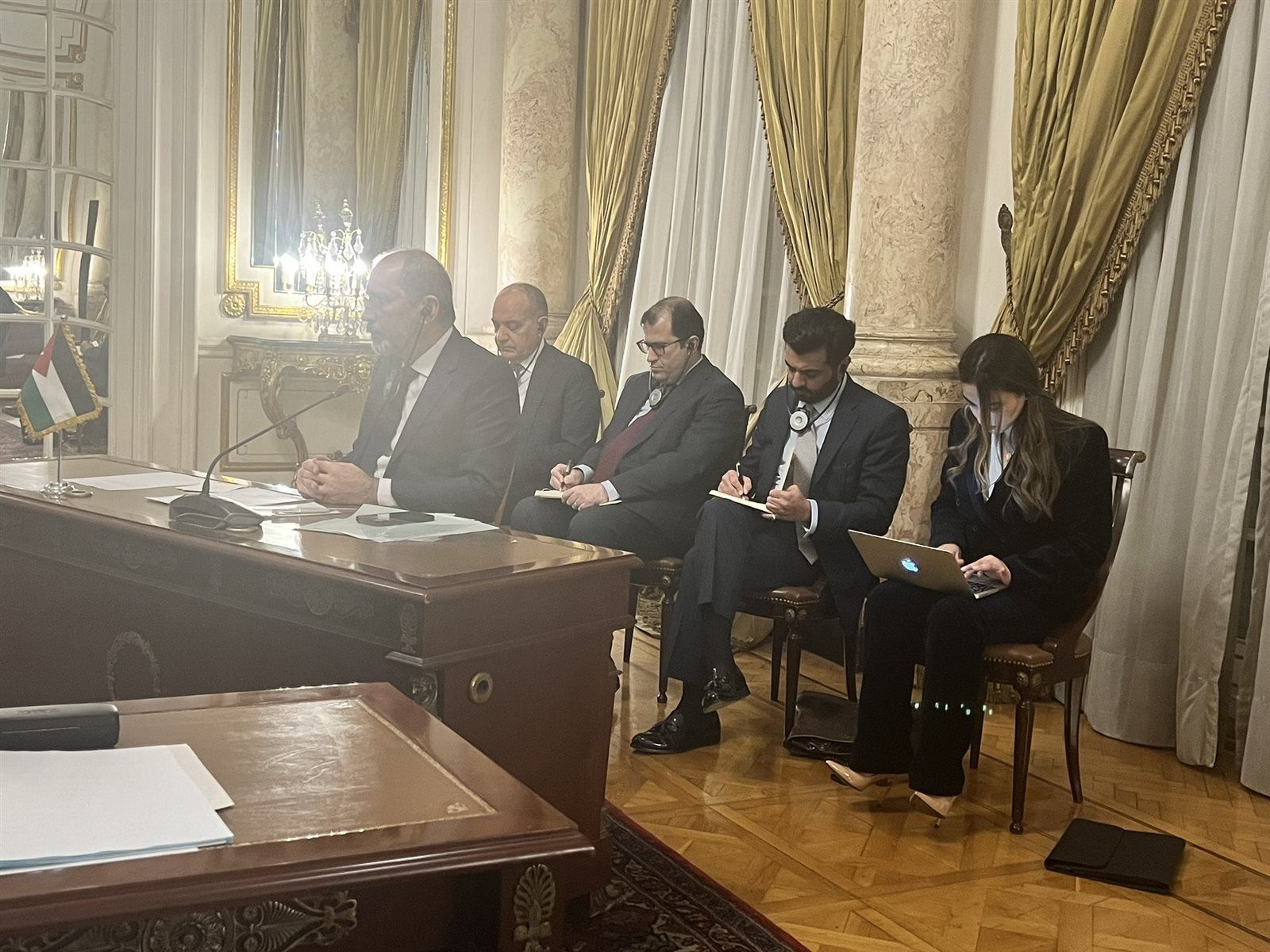 شكري والصفدي وسيجورنيه يبحثون سبل تحقيق الوقف الدائم لإطلاق النار في غزة| صور