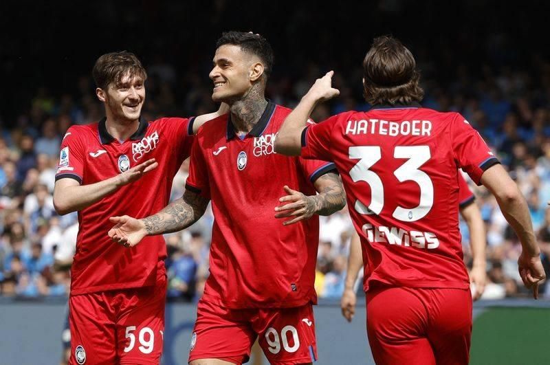 هزيمة البطل نابولي في ملعبه أمام أتلانتا