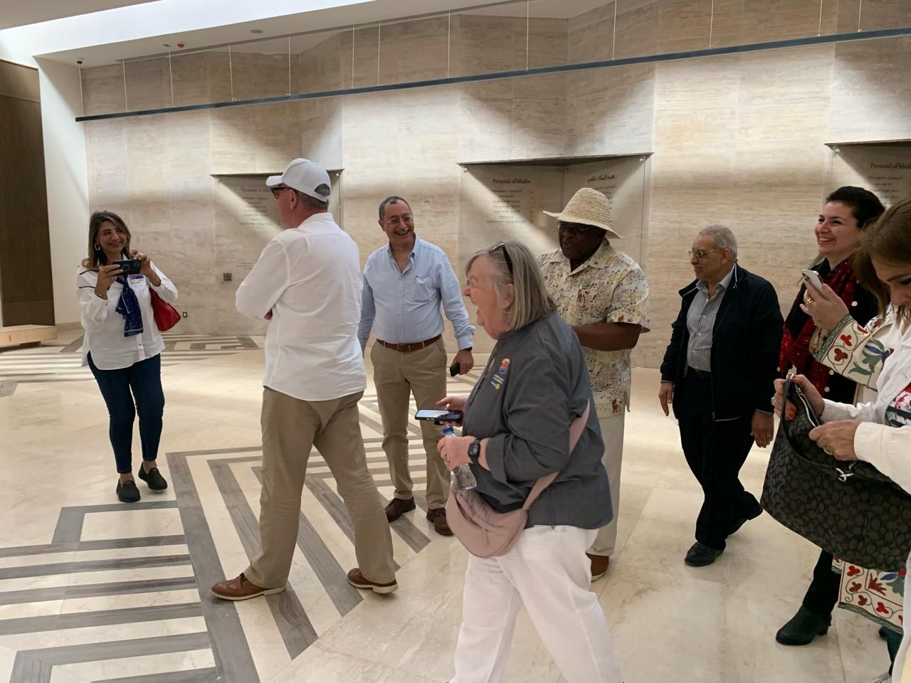 لتفقد المشروعات التنموية الكبيرة.. رئيس منظمة الروتاري الدولي يبدأ زيارته للقاهرة