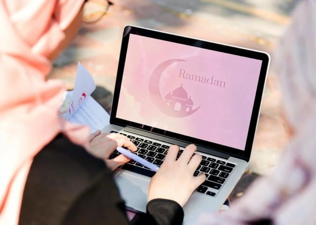وسائل لدمج التكنولوجيا بالممارسات الدينية خلال شهر رمضان (صور)