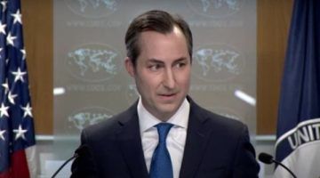 الولايات المتحدة تفرض قيودا على تأشيرة الدخول لـ10 مسئولين سوريين