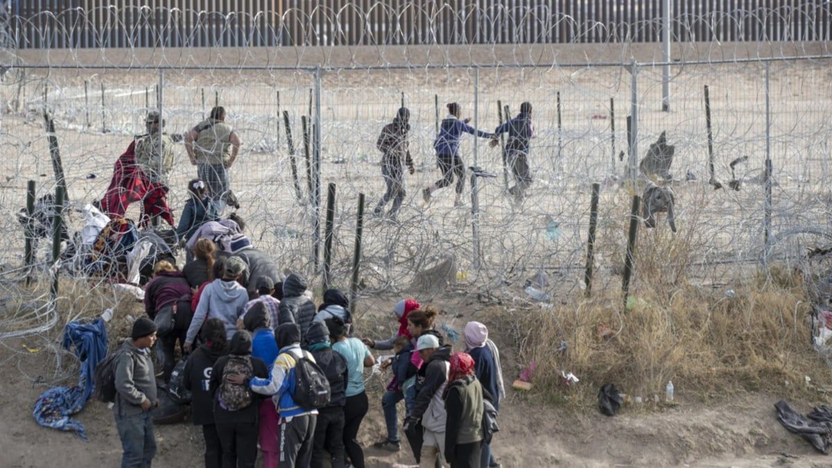 العثور على جثث 8 مهاجرين قبالة شاطئ جنوبي المكسيك