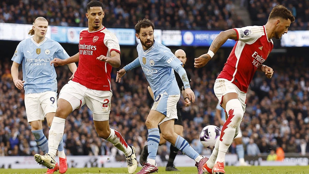 لاعب مانشستر سيتي يستسلم: نحن لسنا مرشحين الآن