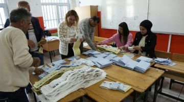 تركيا .. النتائج الأولية للانتخابات المحلية تشير إلى تقدم المعارضة في إسطنبول