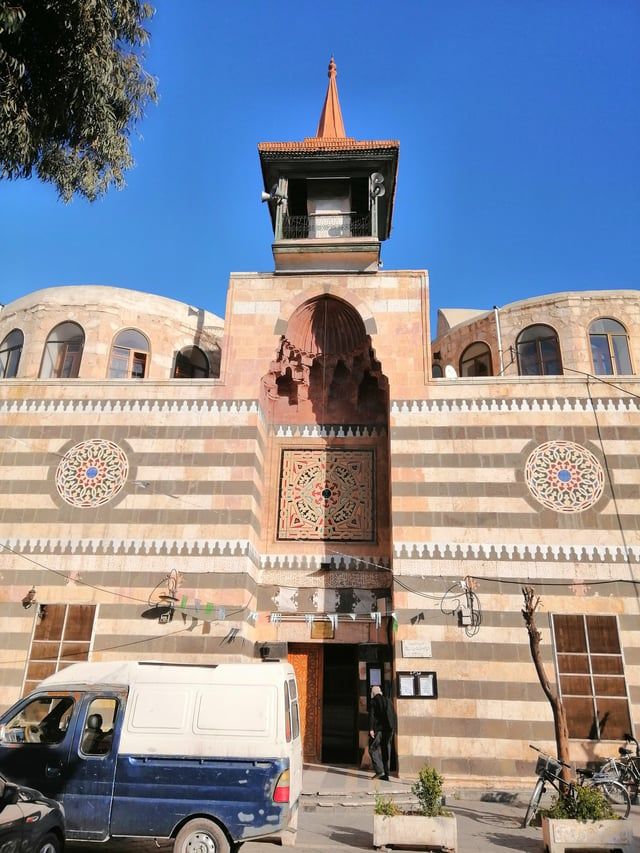 "حي الميدان" الدمشقي.. شارع سلطاني يفوح بعبق التاريخ (صور)