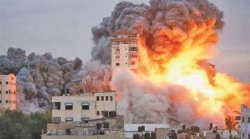 شاهد.. الاحتلال يشن غارة على مبنى ملاصق للسفارة الإيرانية في دمشق