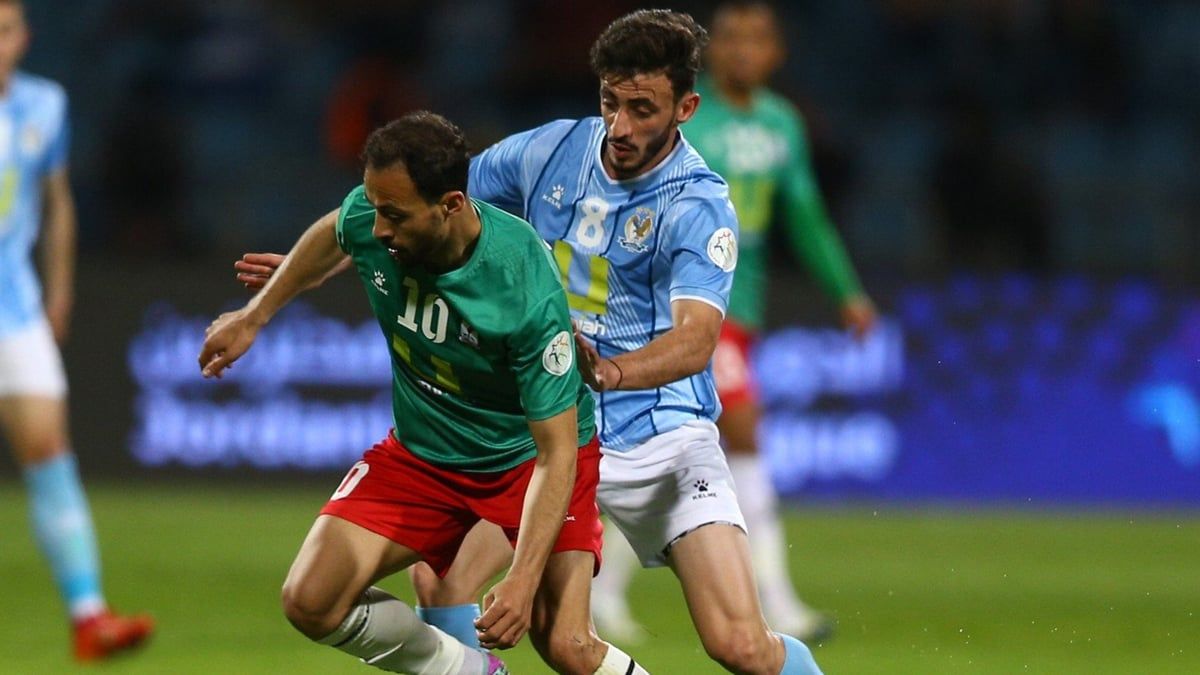 الفيصلي يهزم الوحدات في قمة الدوري الأردني