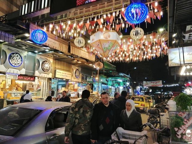"حي الميدان" الدمشقي.. شارع سلطاني يفوح بعبق التاريخ (صور)