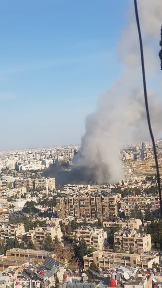 إسرائيل تستهدف القنصلية الإيرانية ومقر إقامة سفيرها في دمشق| فيديو وصور