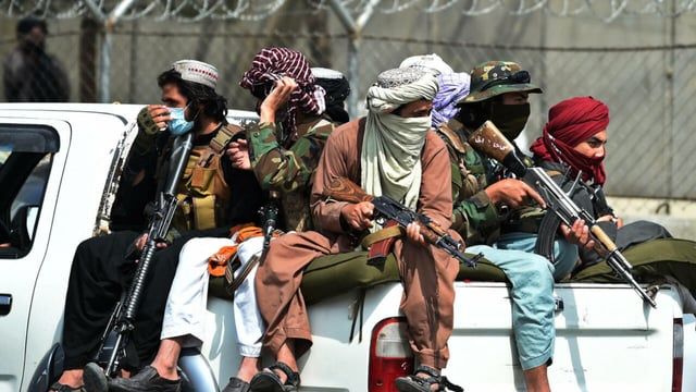 لماذا تسعى موسكو لإزالة طالبان من قوائمها الإرهابية؟