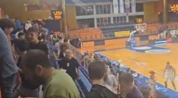 ذعر في مباراة كرة السلة.. الإسرائيليون يهربون بعد إطلاق الصواريخ بنهاريا| شاهد