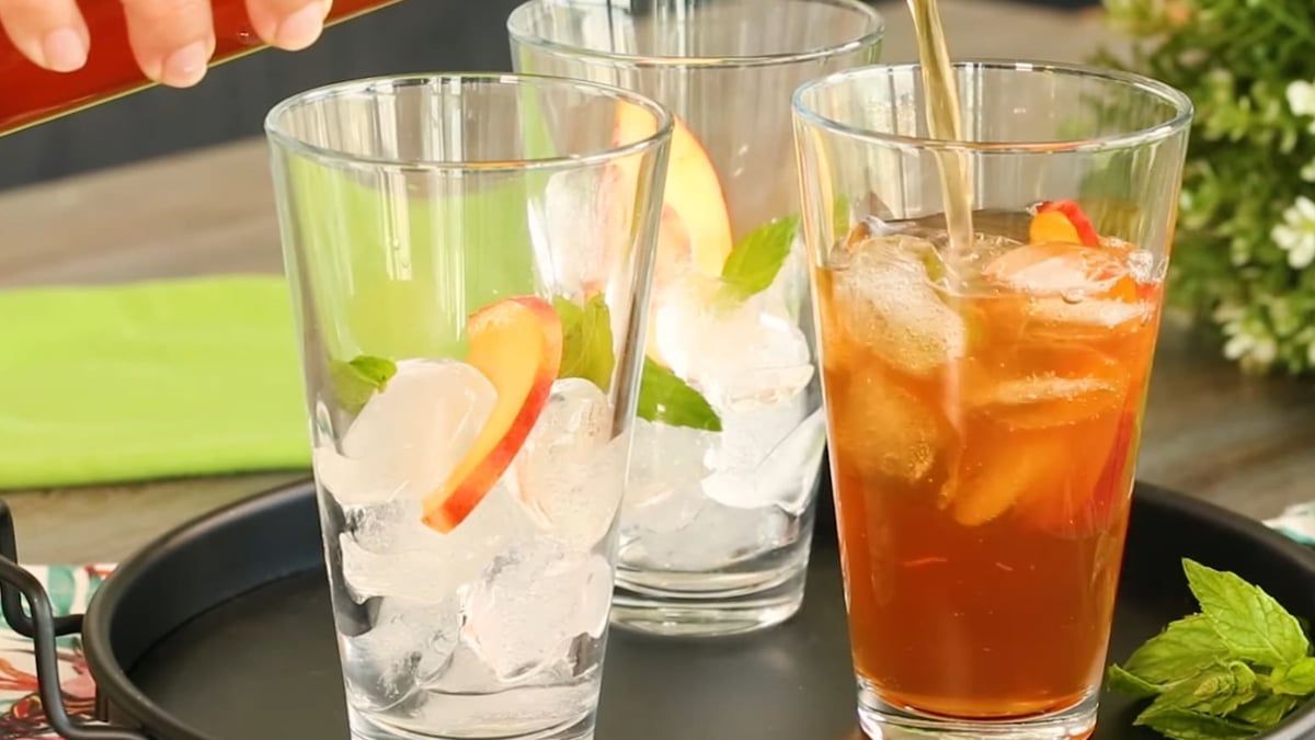 امرأة تدس السم لزميلتها لتحرمها من "إجازة الأمومة"