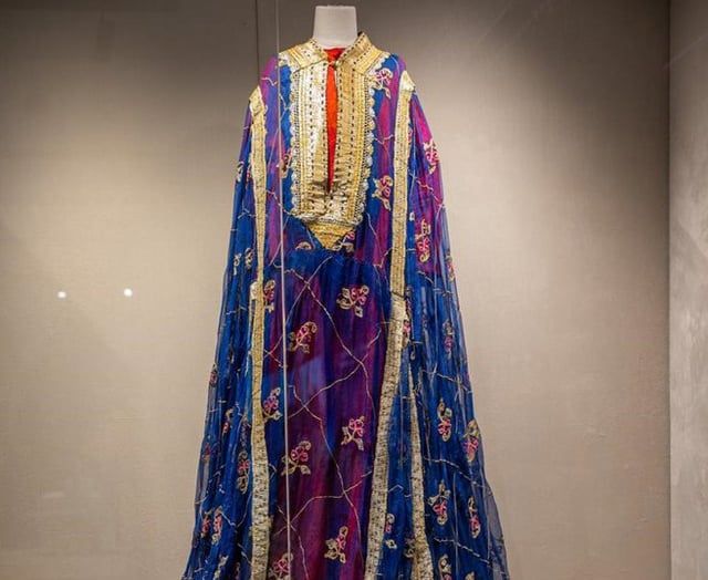 عرض مقتنيات أميرة سعودية بارزة للمرة الأولى (فيديو وصور)