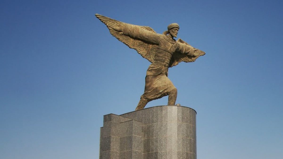 عباس بن فرناس..عبقري الطيران وحكيم الأندلس