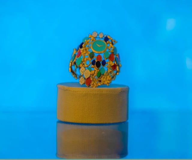 عرض مقتنيات أميرة سعودية بارزة للمرة الأولى (فيديو وصور)