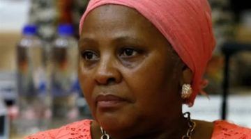 استقالة رئيسة برلمان جنوب أفريقيا بسبب تحقيق في تهم فساد