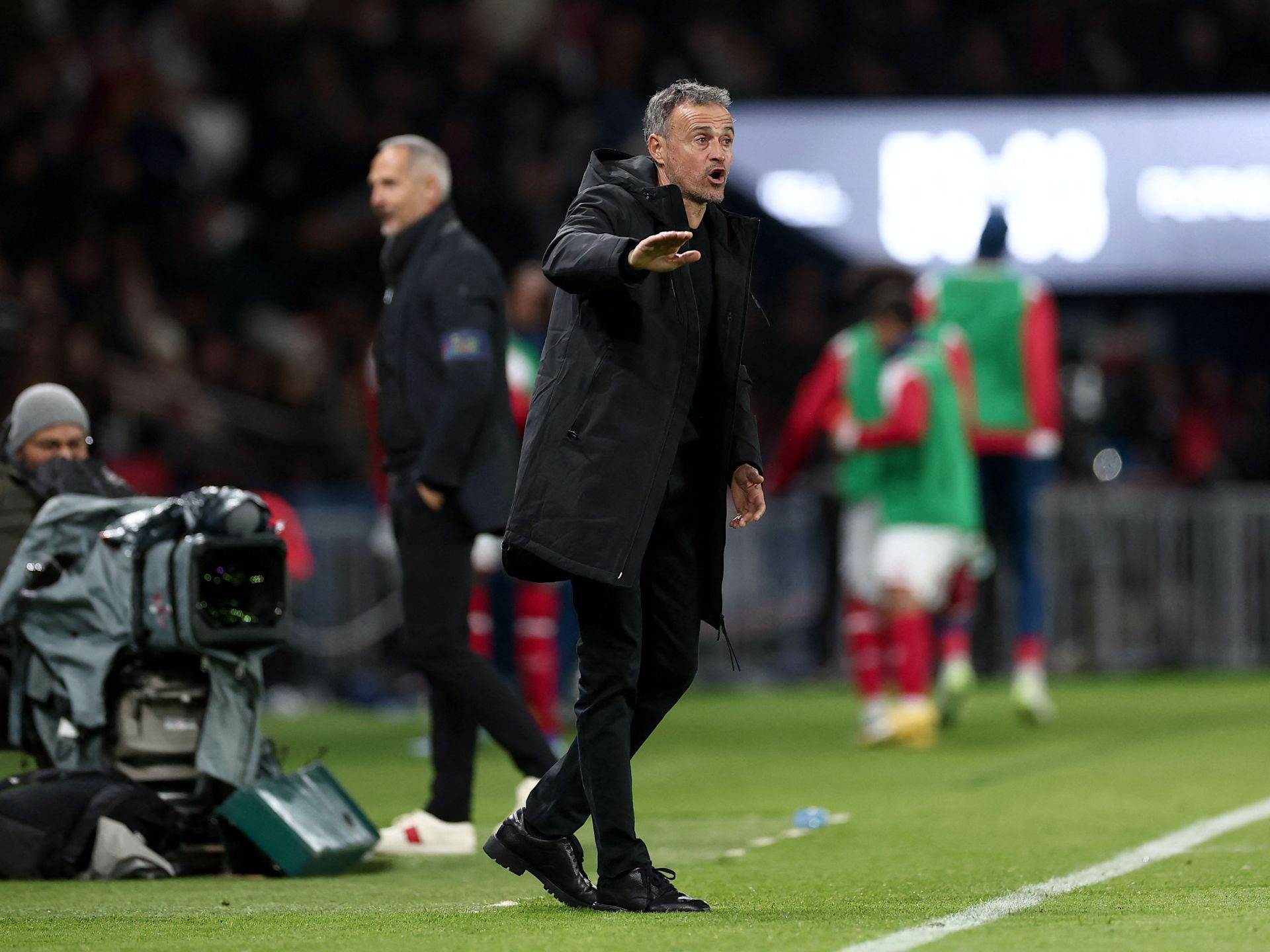 سر قضاء لويس إنريكي 3 أشهر داخل مدينة سان جيرمان الرياضية - موقع الخليج الان