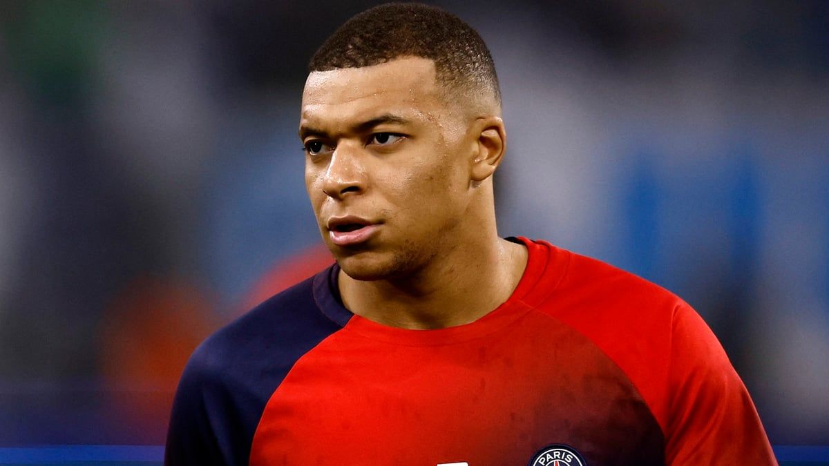 مفاجأة مدوية حول تعاقد برشلونة مع مبابي