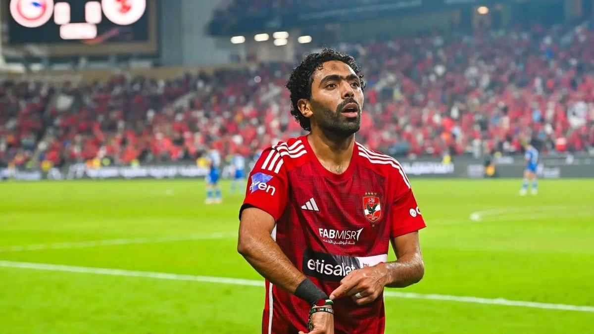 سبب وضع حسين الشحات "تحت الملاحظة"