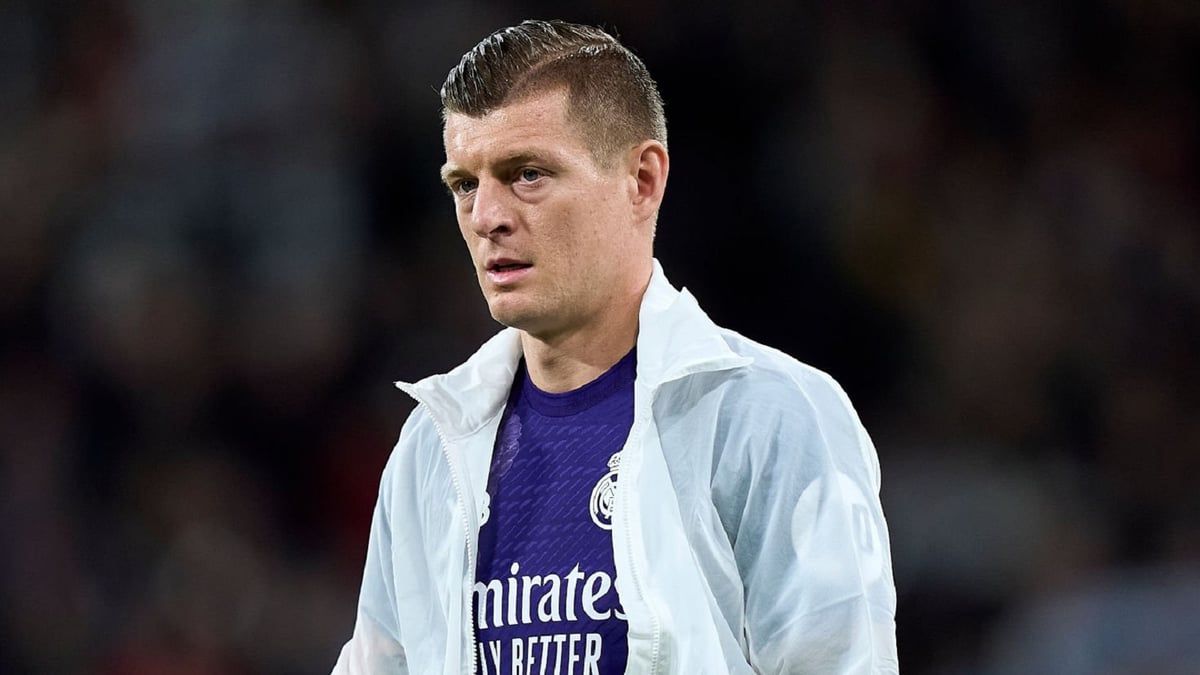 بعد 10 سنوات.. سر تغيير حذاء توني كروس (صور)