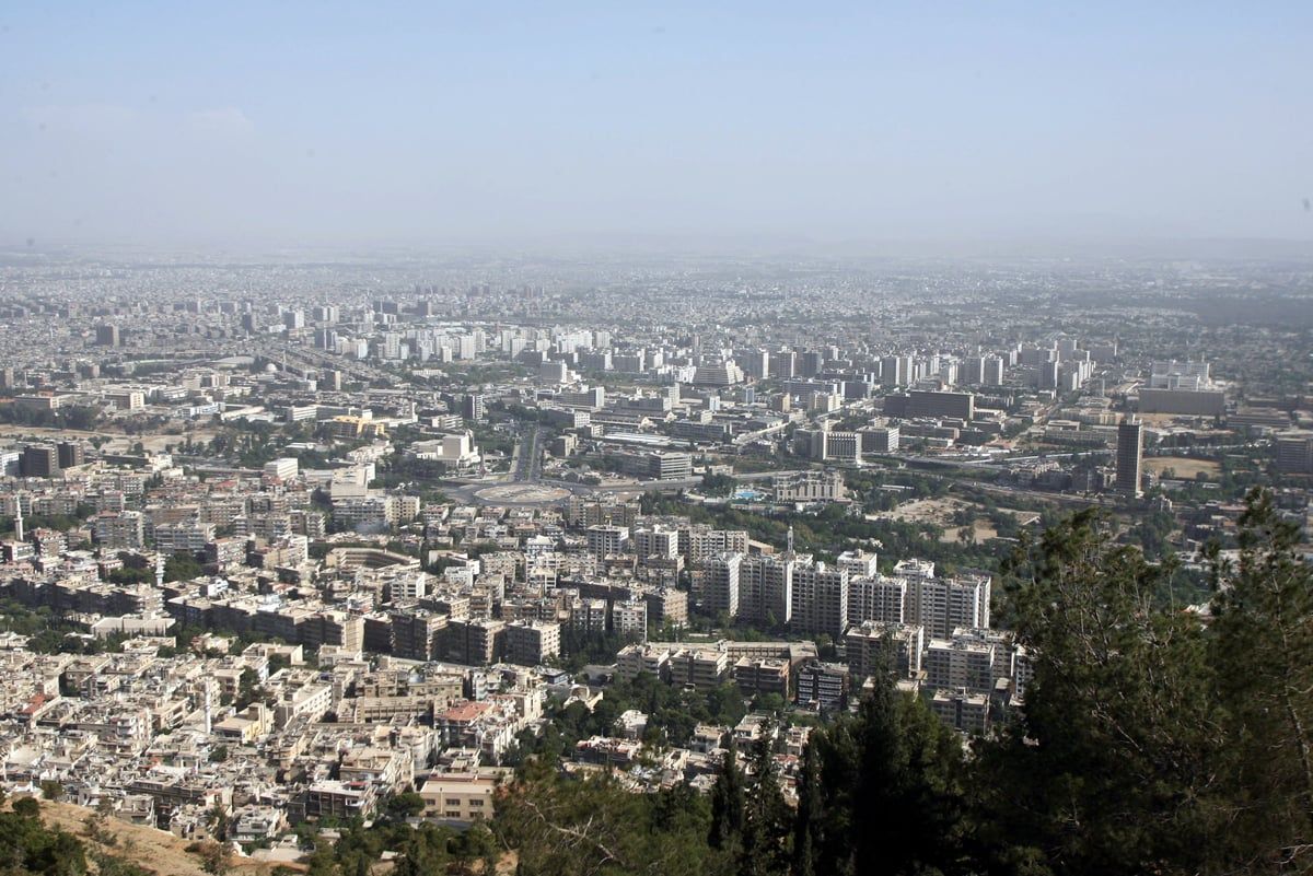 سانا: أصوات انفجارات في محيط العاصمة السورية دمشق